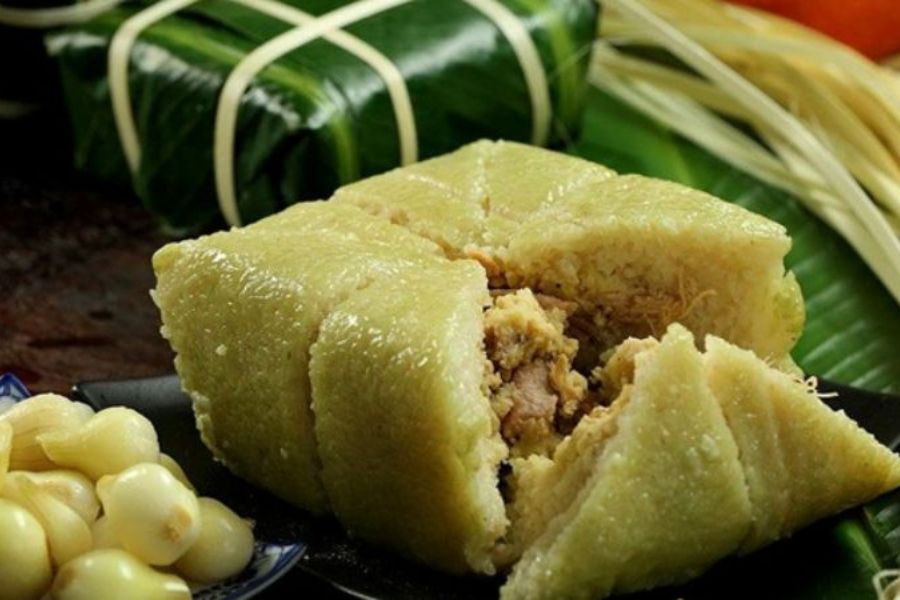 Món bánh chưng truyền thống quen thuộc trong dịp lễ hội cúng Vua Hùng 