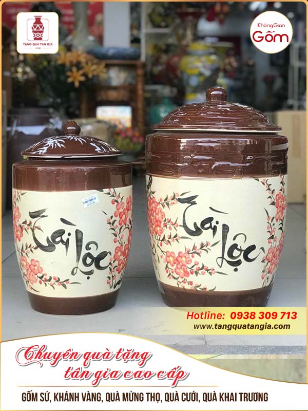 Chum đựng gạo tài lộc