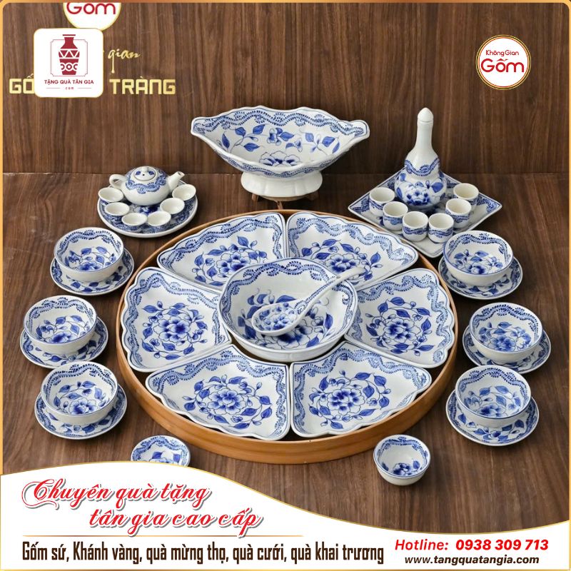 Họa tiết tỉ mỉ, màu sắc tuy đơn giản nhưng vô cùng nổi bật